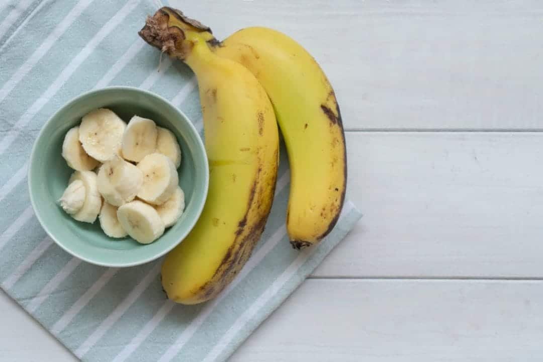 Manger une banane le soir