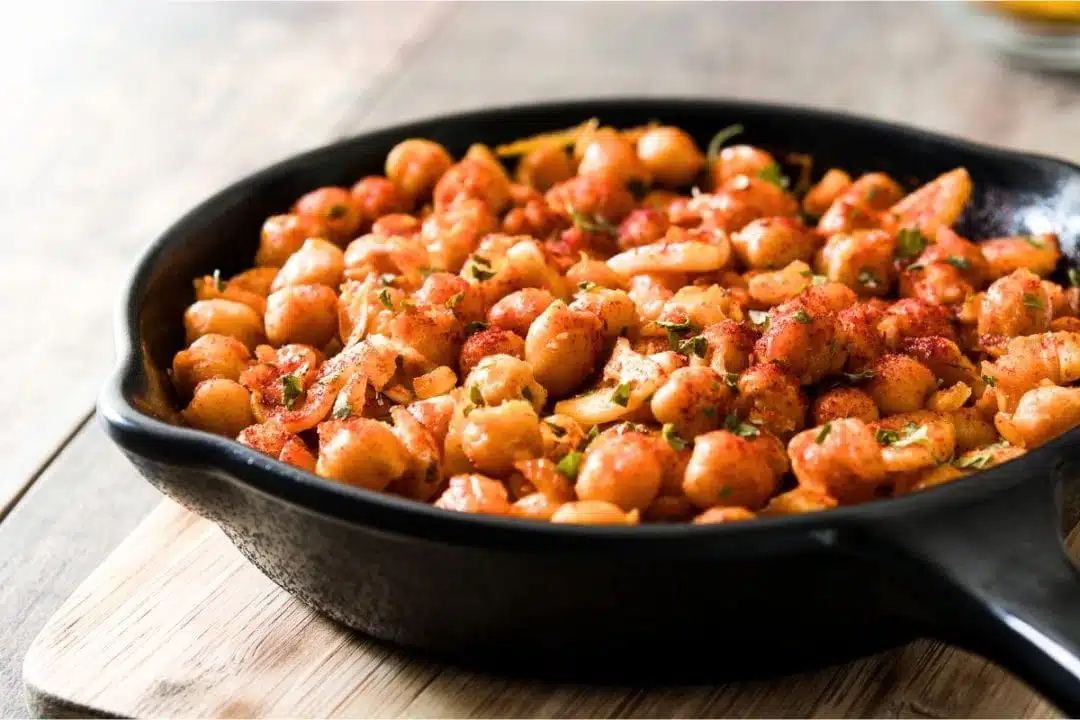Poêlée de pois chiches au chorizo et tomates